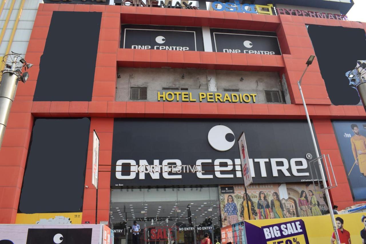 Hotel Peradiot Ahmedabad Esterno foto